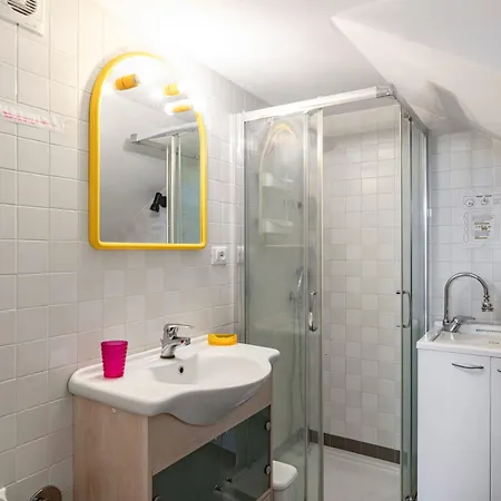 Guesthost - Casa Flaminia Apartment *