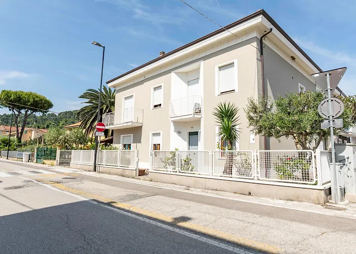 Apartment Guesthost - Casa Flaminia