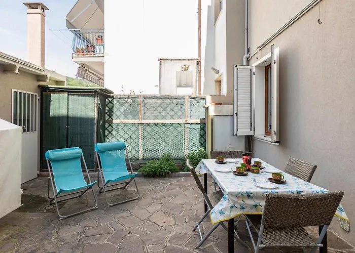 Guesthost - Casa Flaminia * Pesaro